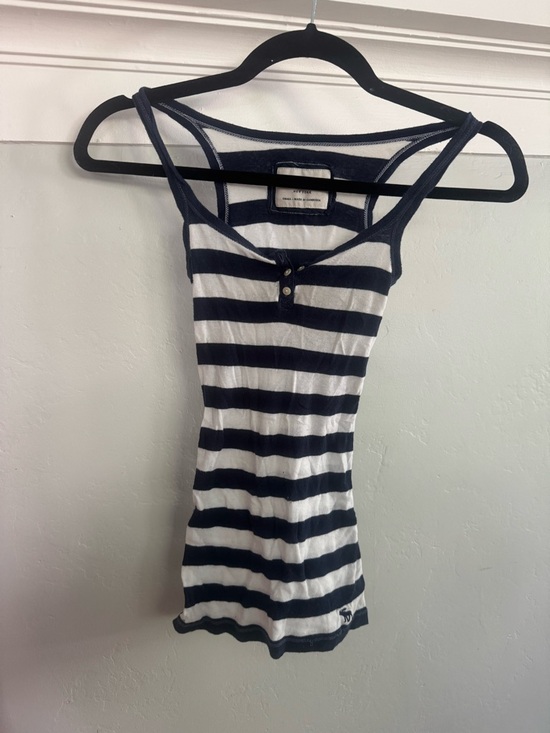 Abercrombie & Fitch Tops - SOLD Vintage Abercrombie Striped Navy & White Tank Top